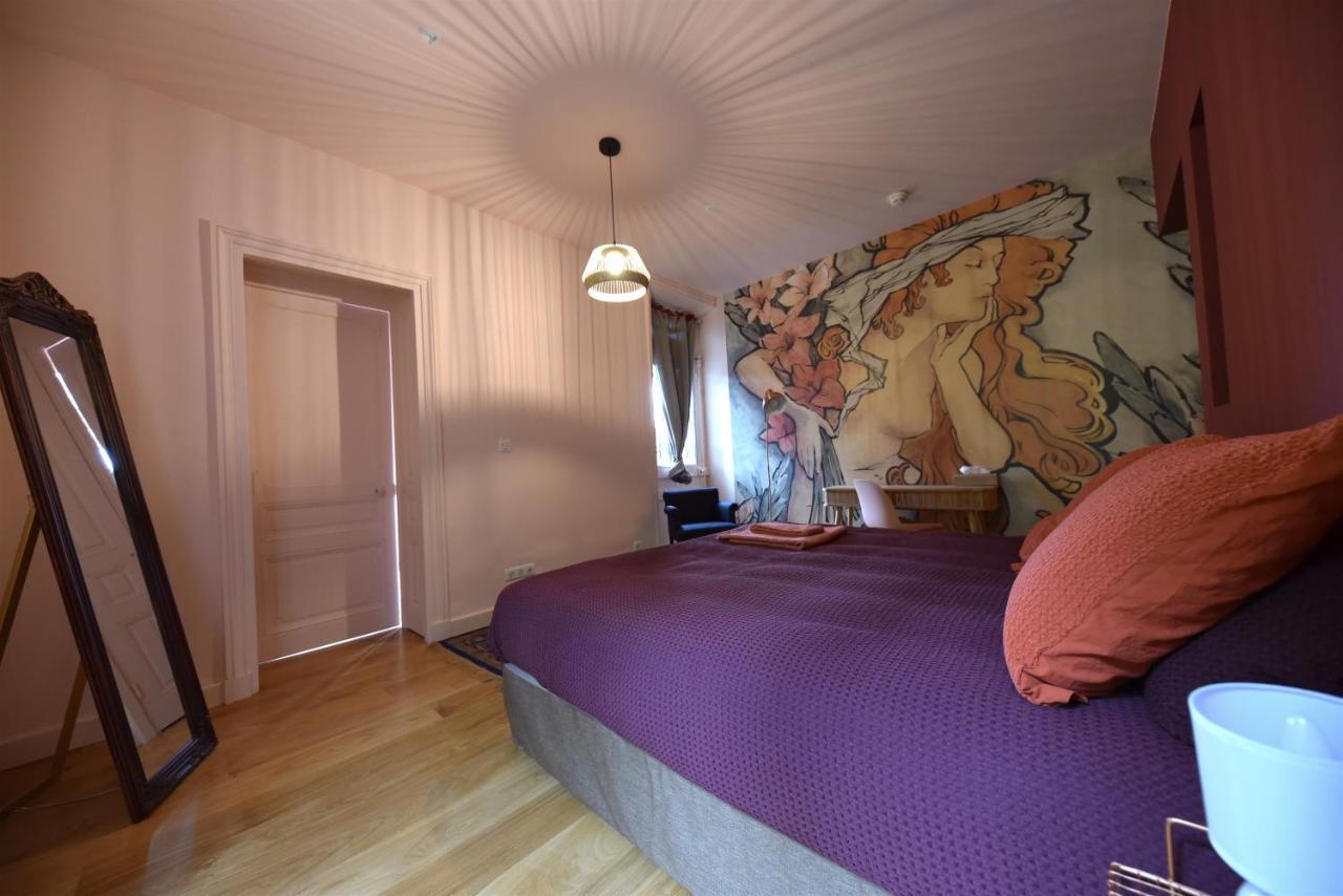 Le Domaine De Dony Villa Balbins Eksteriør billede
